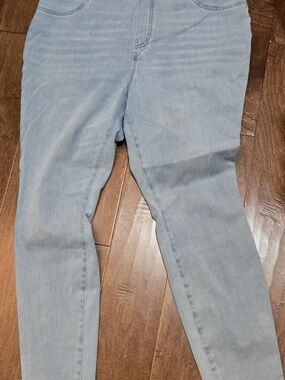 Time and Tru Light Blue Stretch Jeggings